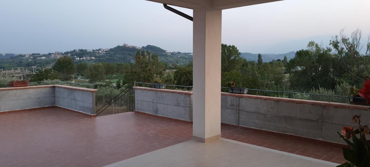 Casa Vacanze Cerreto 3 Miglianico Exterior photo