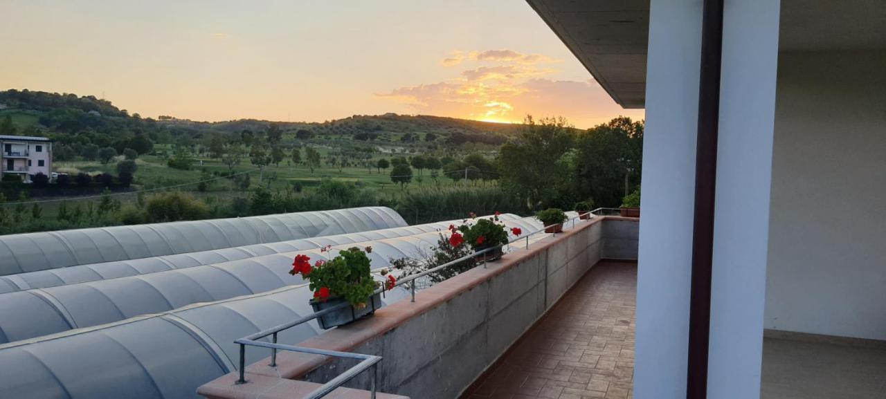 Casa Vacanze Cerreto 3 Miglianico Exterior photo